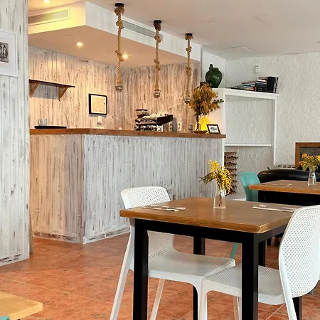 La Fonda Bed & Breakfast Cadaques